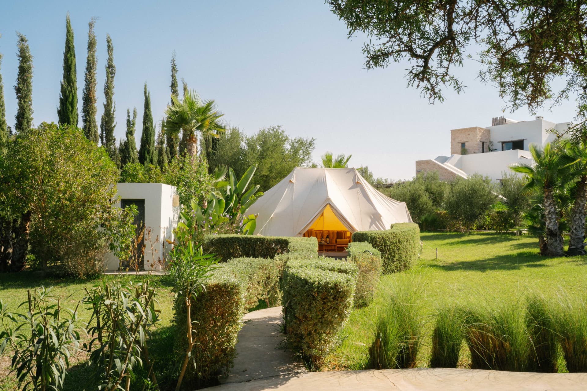 La tente berbère dans le jardin